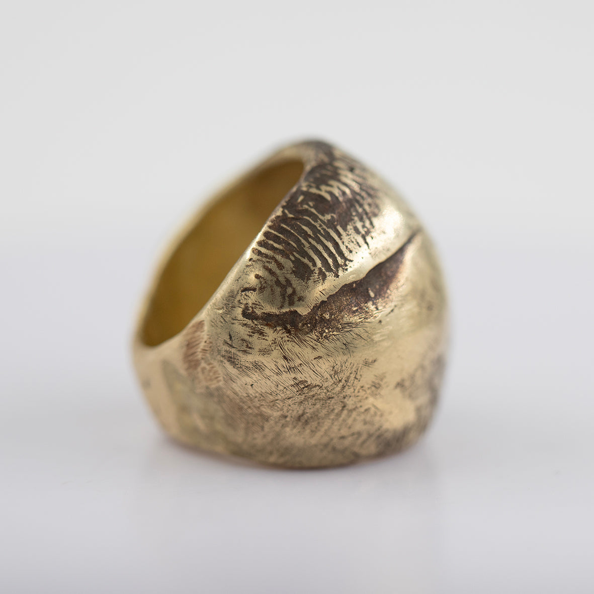 Ball texture ring. Brass./ Pierscien kula. Mosiadz.