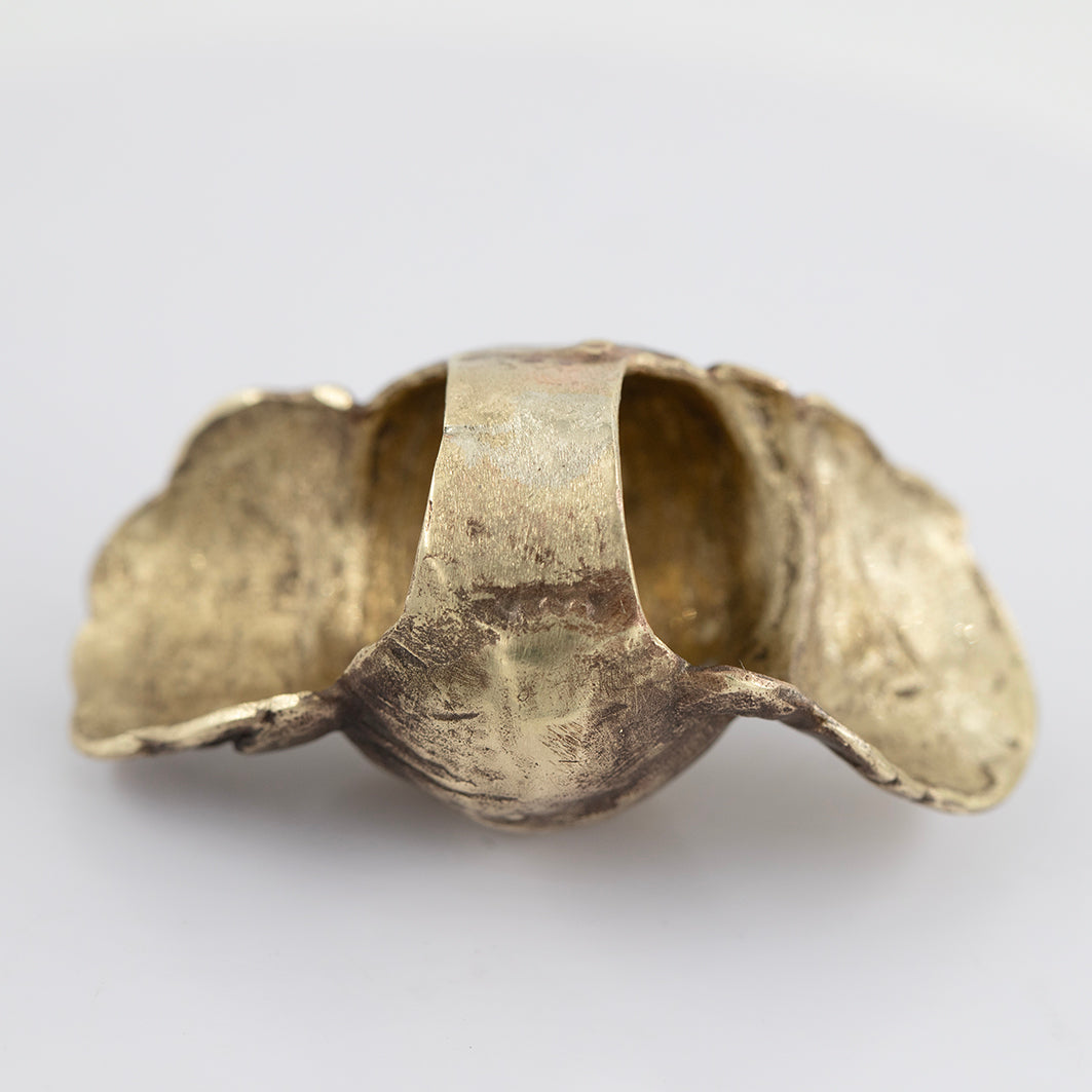 Bulging ring. Brass. / Wybrzuszony pierscien. Mosiadz.