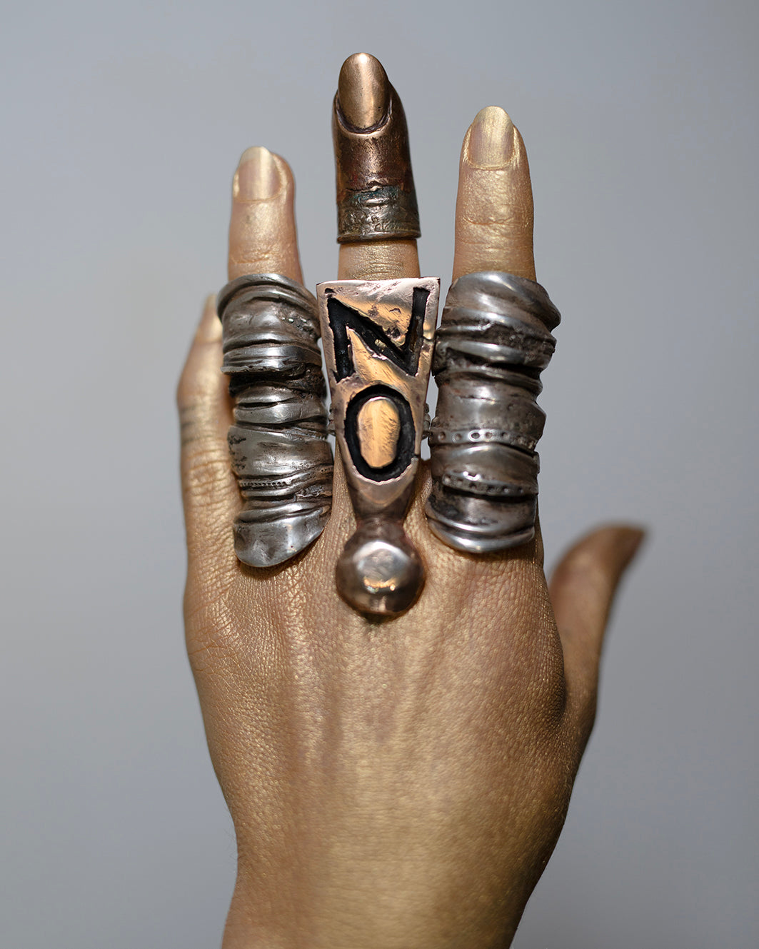 NO ring. Brozne./Pierscien NO. Braz.