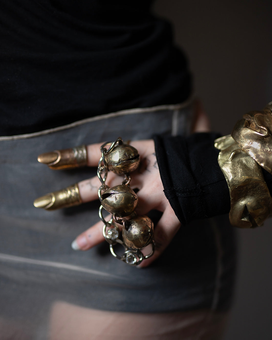 3 ball chain ring. Brass./ 3 kule i lancuch, pierscien. Mosiadz.