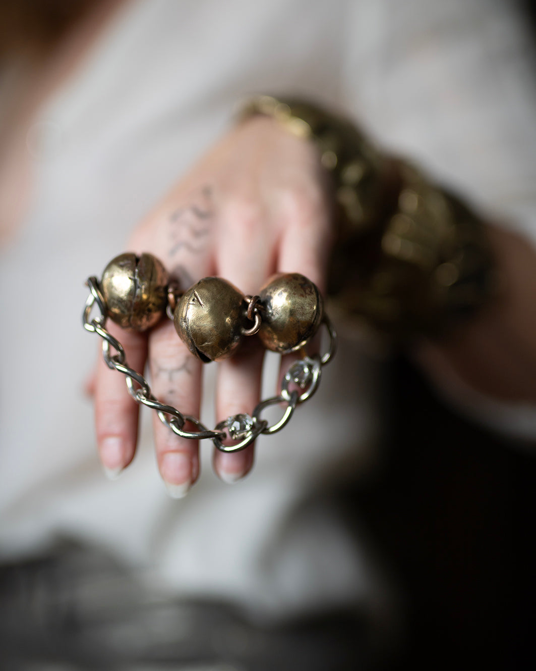3 ball chain ring. Brass./ 3 kule i lancuch, pierscien. Mosiadz.