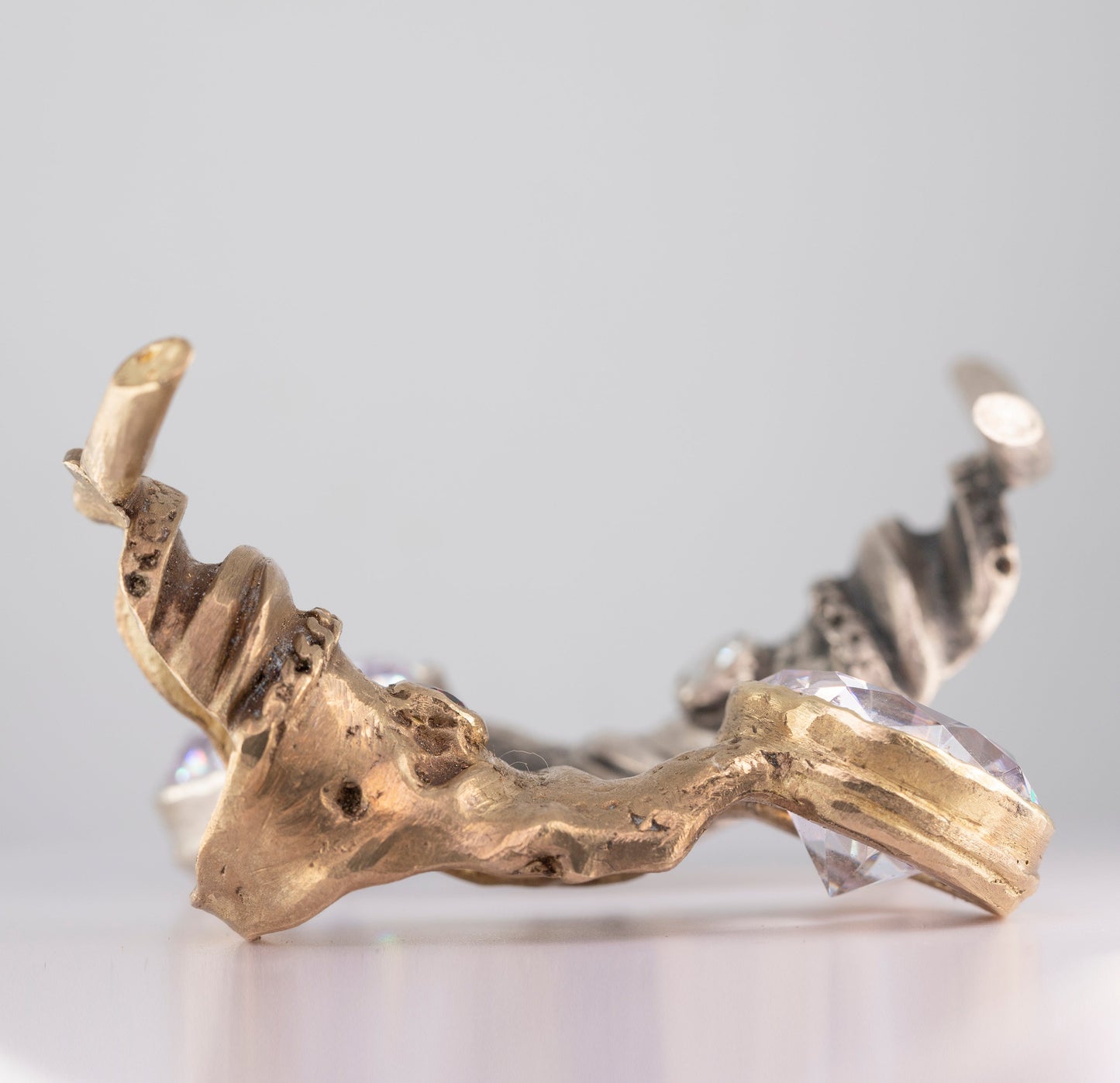 Big ring with garnet and zirconia. Silver. / Wielki pierscien. Srebro, granat, cyrkonia.