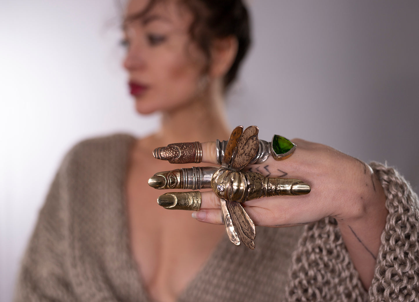 Raw Finger eye II - silver and brass. / Pierścień palec II. Srebro i mosiądz.