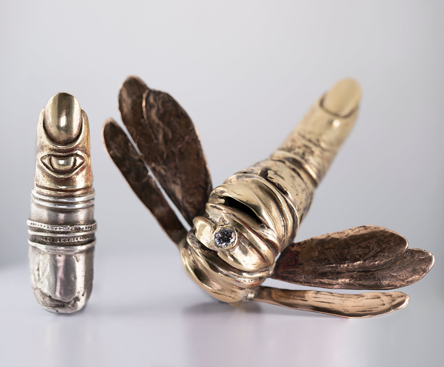 Raw Finger eye II - silver and brass. / Pierścień palec II. Srebro i mosiądz.