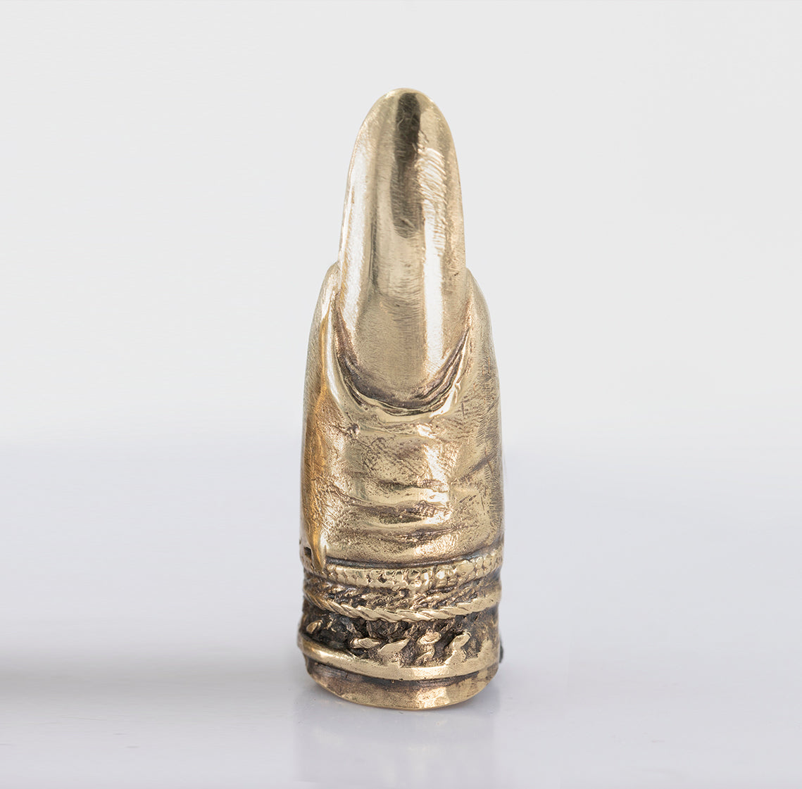 Finger ring long nail. Chain. Brass. / Pierscien palec, dlugi paznokiec. Mosiadz.