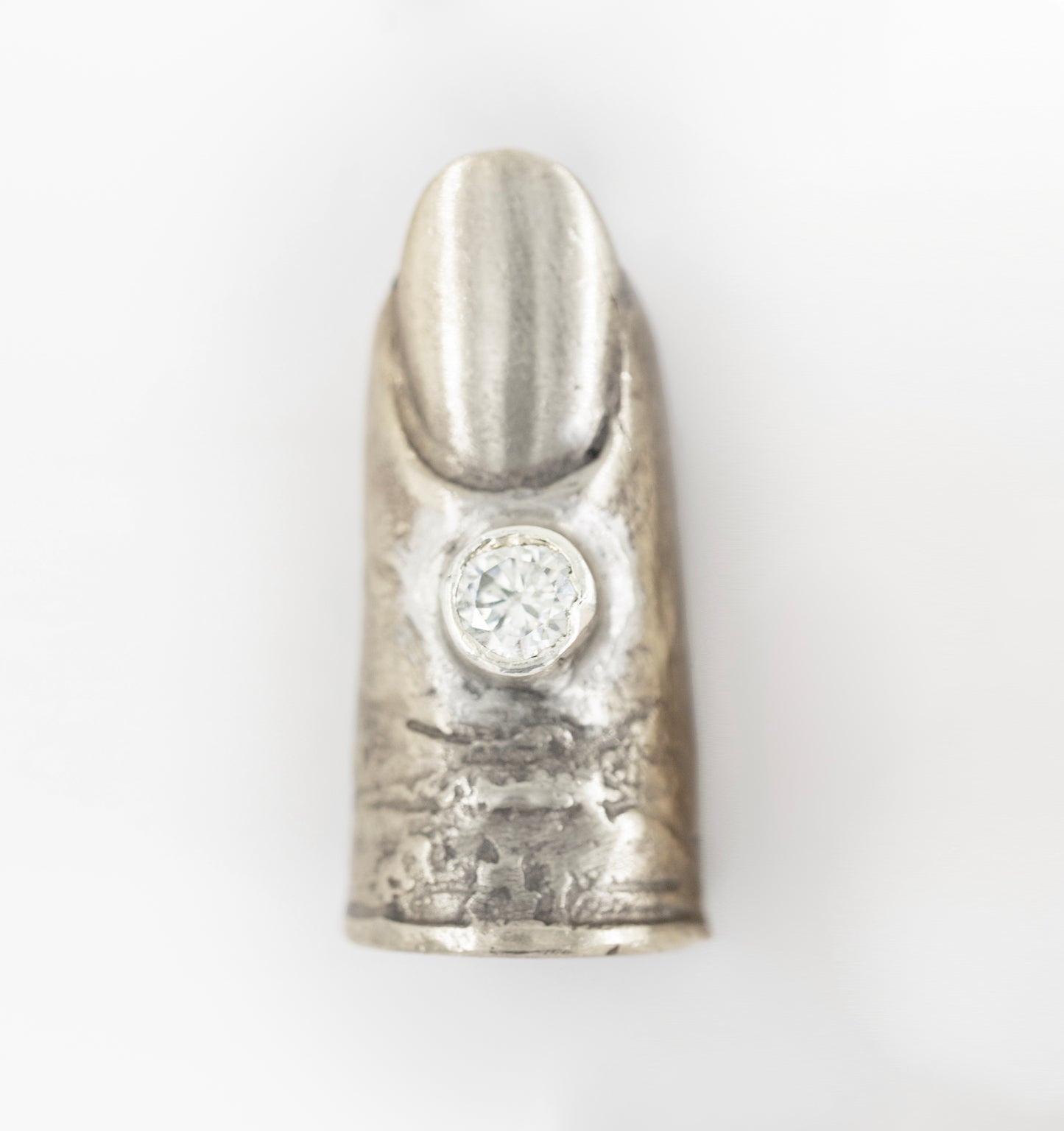 Finger with cubic zirconia. Silver. / Pierścień palec z cyrkonia. Srebro.