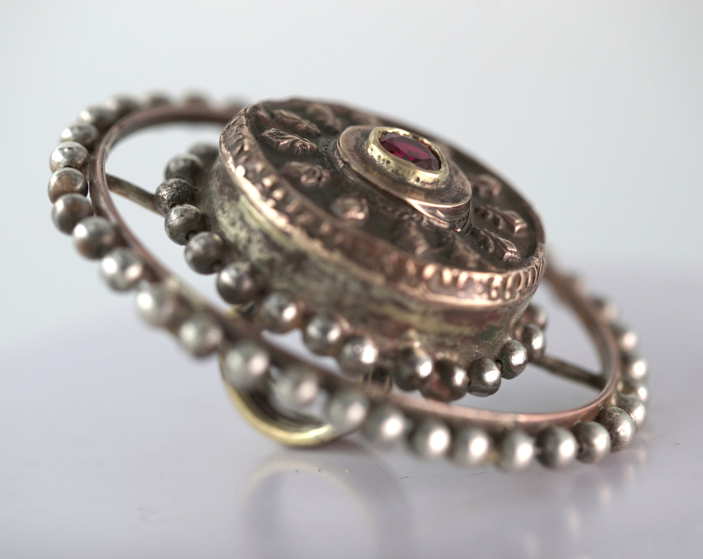 The wheel of time ring. Bronze, brass, copper, silver, zirconia. / Pierscien kolo czasu. Braz, mosiadz, miedz, srebro, zirconia.