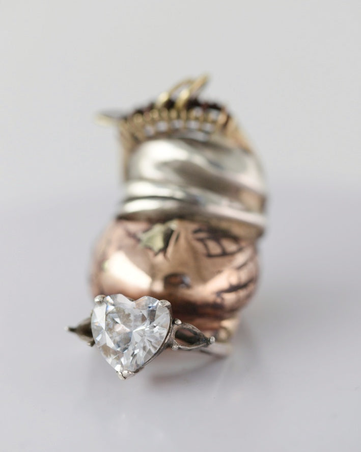 Heart ring. Bronze, brass, silver. / Pierscien serce. Braz, mosiadz, srebro.