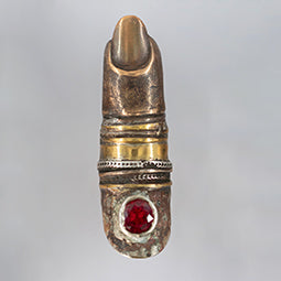 Finger ring. Bronze, brass, zirconia. / Pierscien palec, braz, mosiadz, cyrkonia.
