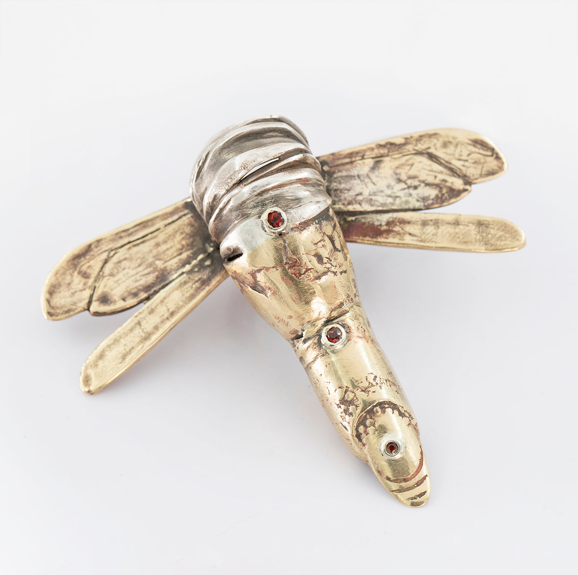 Ring in the shape of an dragonfly III. Brass, silver, bronze. / Pierscien w ksztalcie owada. Mosiadz ze srebrem..