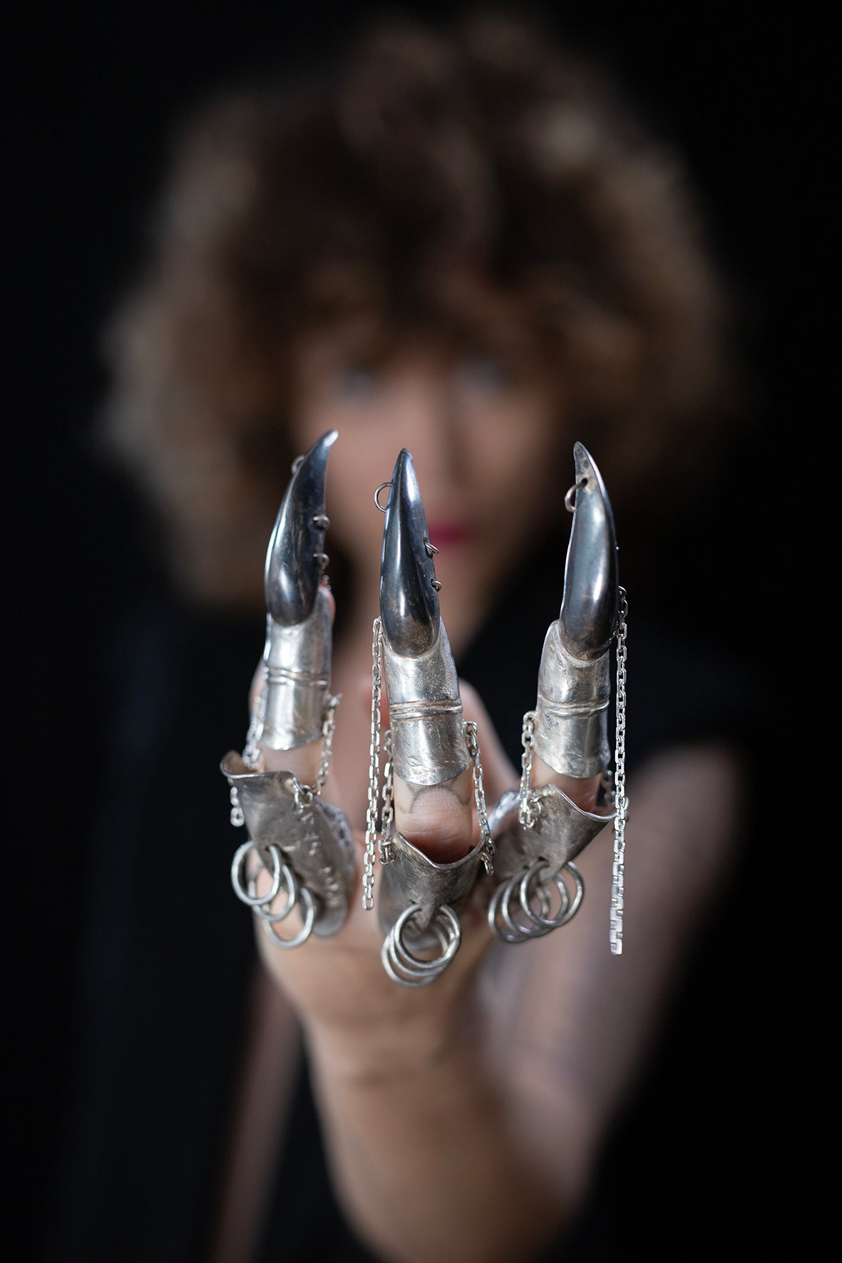 Claw. Full finger armor. Silver, Brass. / Pierscien pazur na caly palec. Srebro, mosiadz.