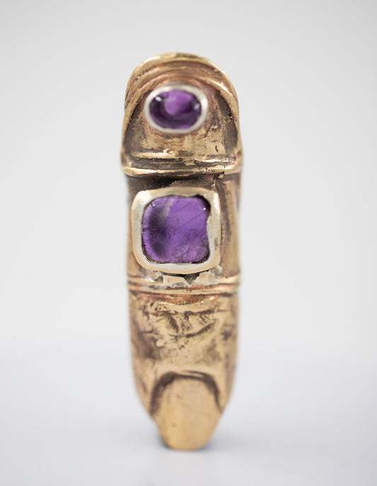 Big Finger Chr brass with 2 amethysts. / Pierscien palec, mosiadz, 2 ametysty.