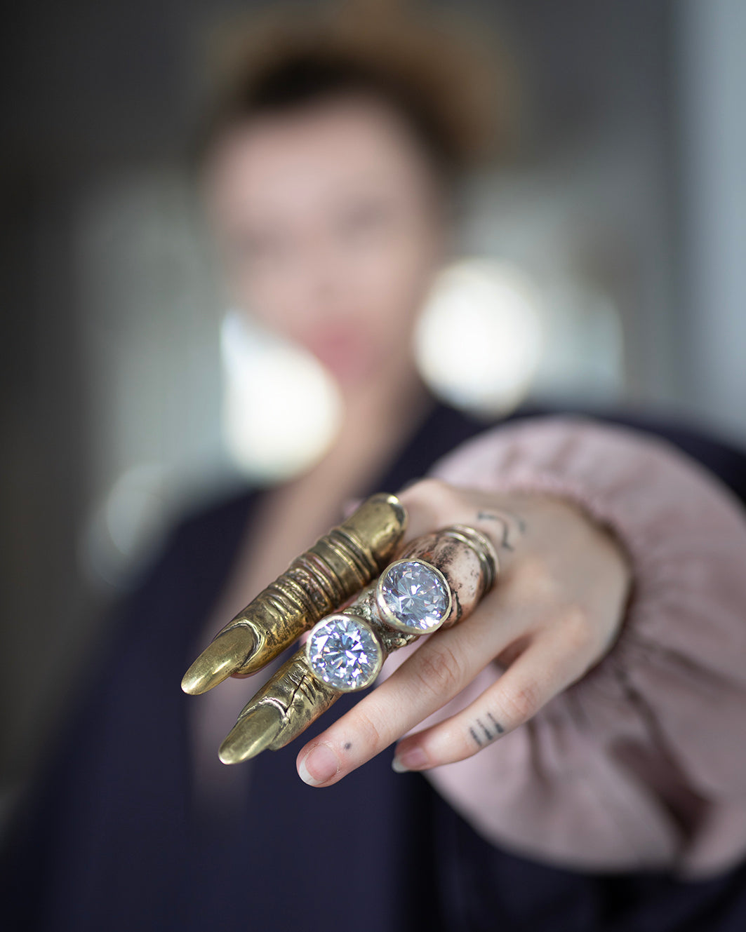 Loft ring. Bronze, brass, 2 zircons. / Loftowy pierscien. Braz, mosiadz, 2 cyrkonie.