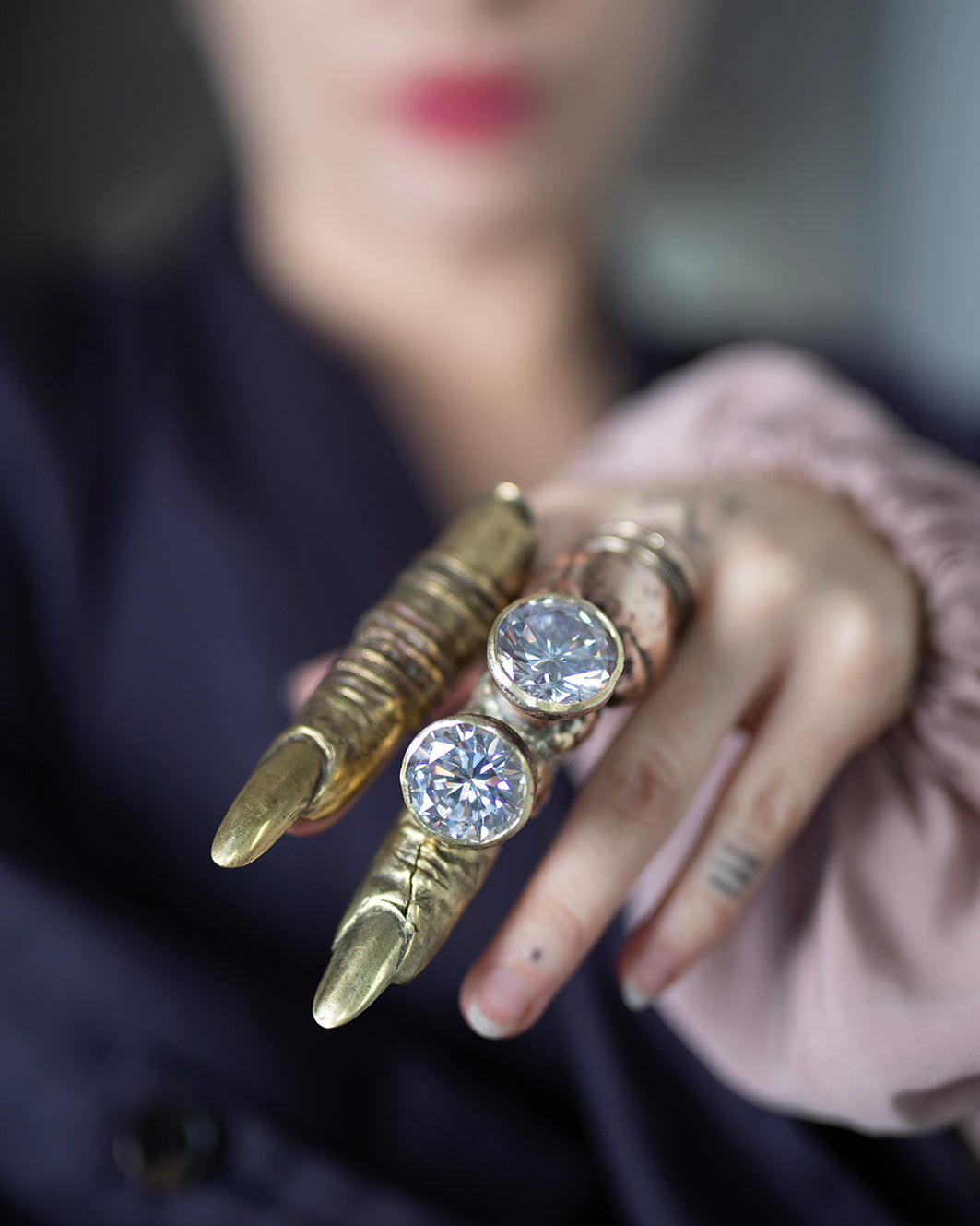 Loft ring. Bronze, brass, 2 zircons. / Loftowy pierscien. Braz, mosiadz, 2 cyrkonie.