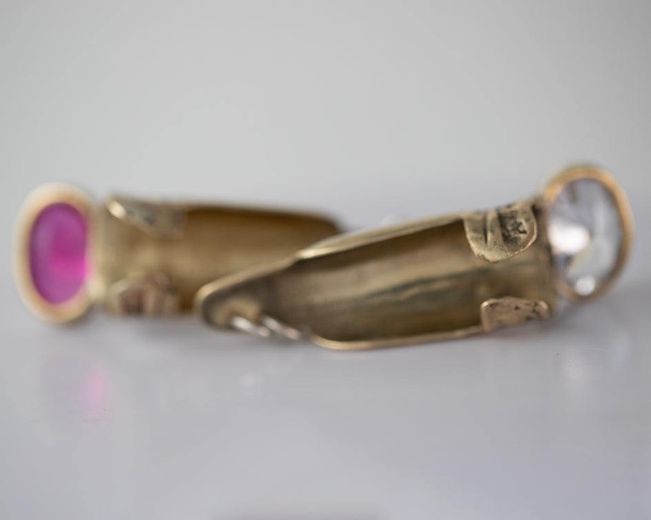 Finger ring with earring. Brass, colorless zircone. / Pierscien palec z kolczykami, mosiadz, cyrkonia.