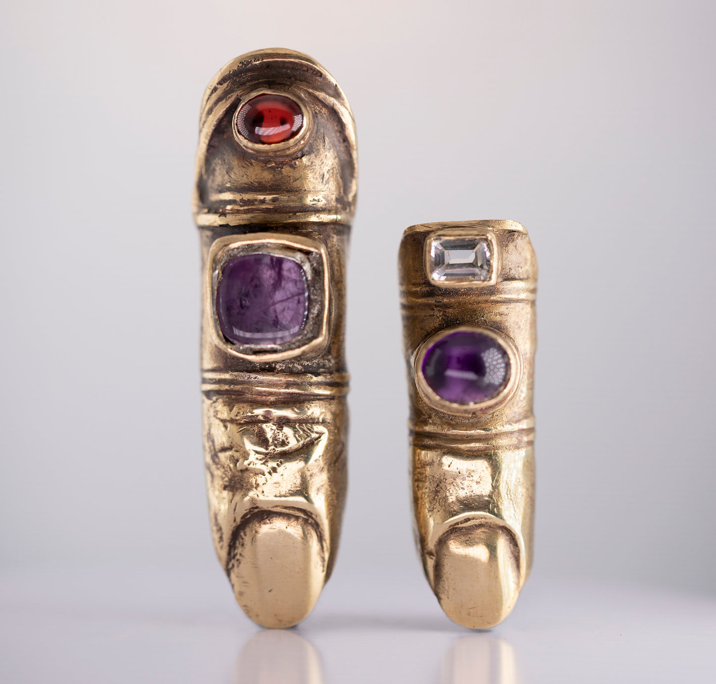 Finger Chr with 2 stones. Brass and silver. / Pierscien palec. Mosiadz i srebro.