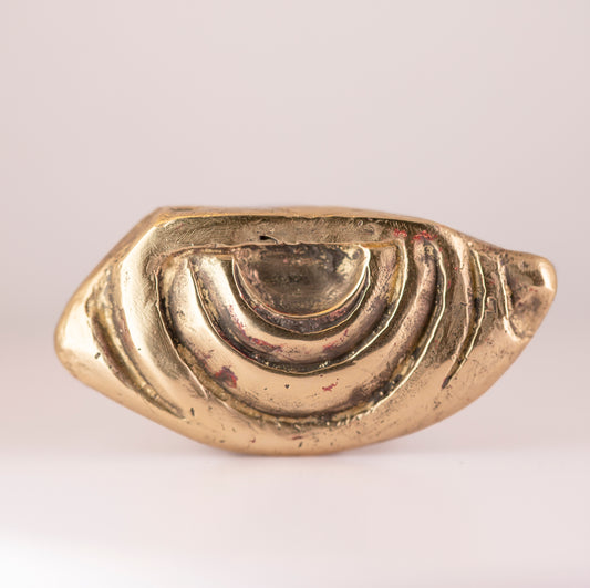 Right eye-shaped ring. Silver and brass. / Pierscien oko lewe. Srebro i mosiadz.