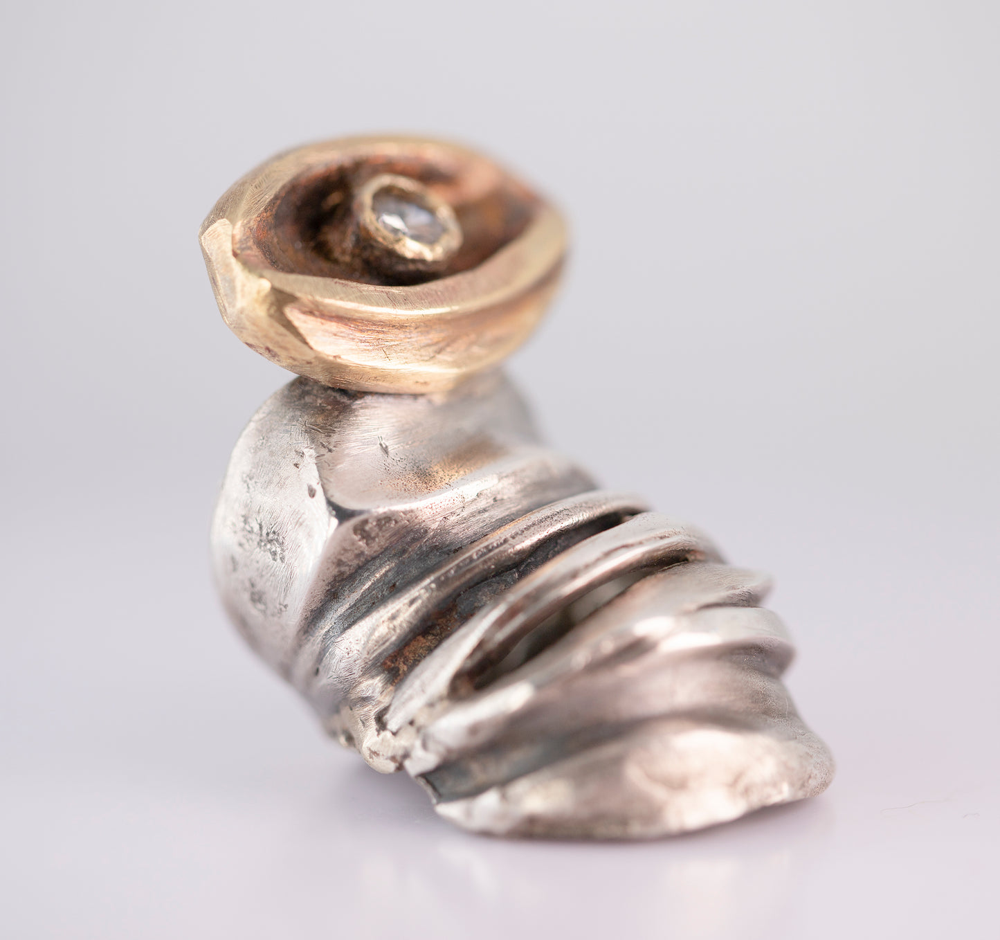 Layers Ring with eye. Brass and silver. / Duzy pierscien. Mosiadz i srebro.