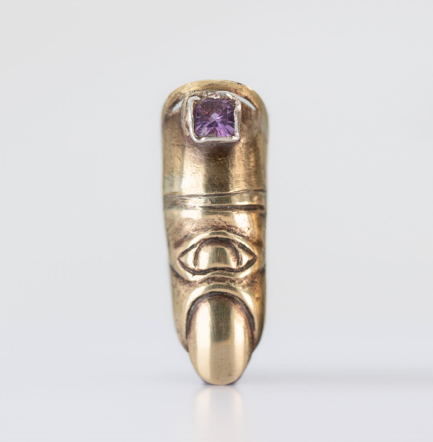 Raw Finger brass. Natural amethyst. / Pierścień palec. Mosiądz, ametyst.