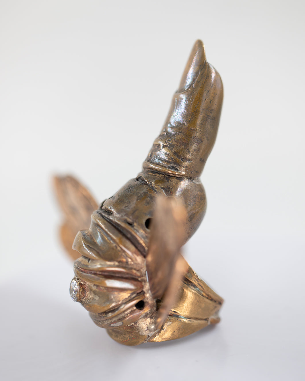 Ring in the shape of an dragonfly II. Bronze, brass. / Pierscien w ksztalcie owada. Braz i mosiadz.