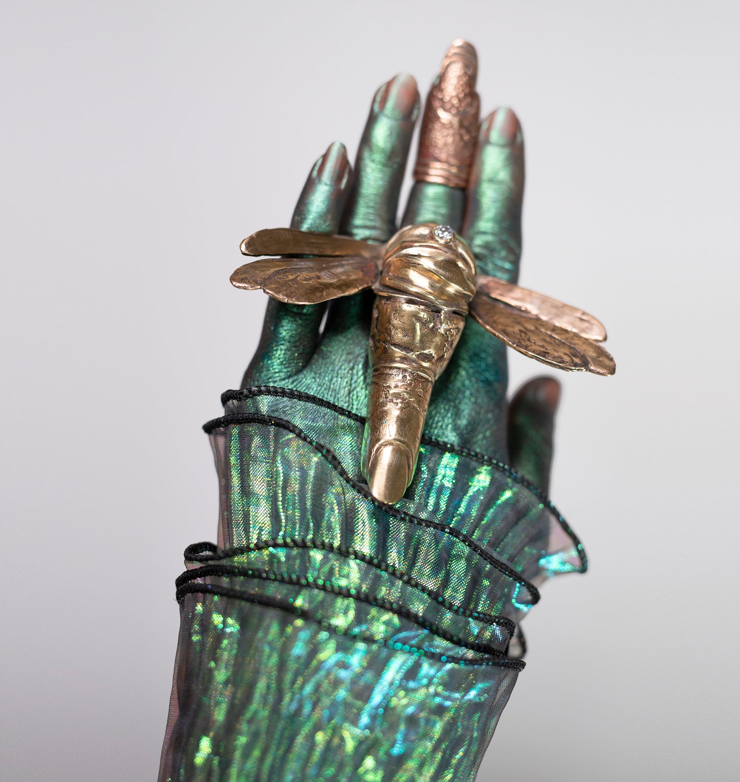 Ring in the shape of an dragonfly. Brass. / Pierscien w ksztalcie owada. Mosiadz.